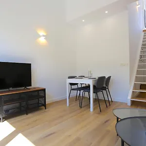 https://juan-de-austria-central-penthouse-4pax.hotelsinnerja.org
